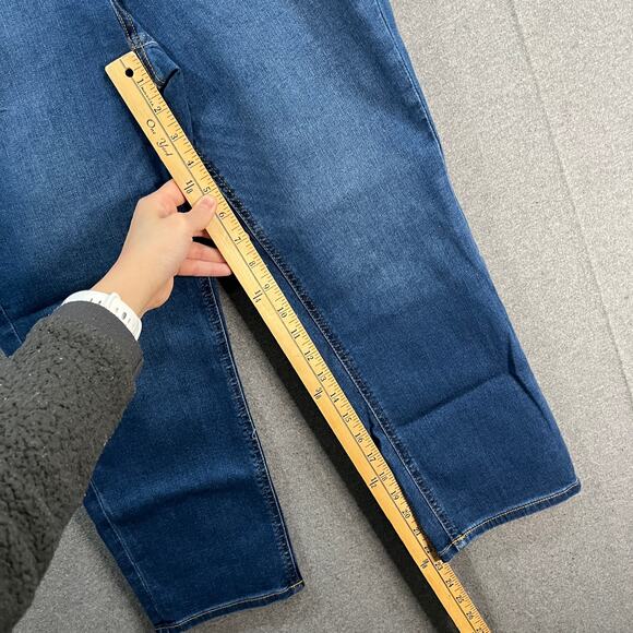 Encore by Idina Menzel Regular High Waisted Crop Jeans Indigo Medium Wash 10 - Picture 10 of 13